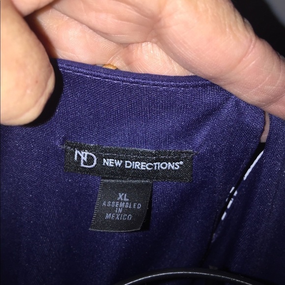 New Directions size XL blue and white lined semi sheer with flair sleeves - Picture 4 of 8